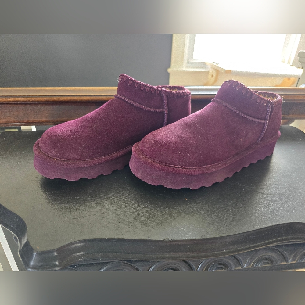 BEARPAW Women's Lana Crochet Suede Ankle Booties